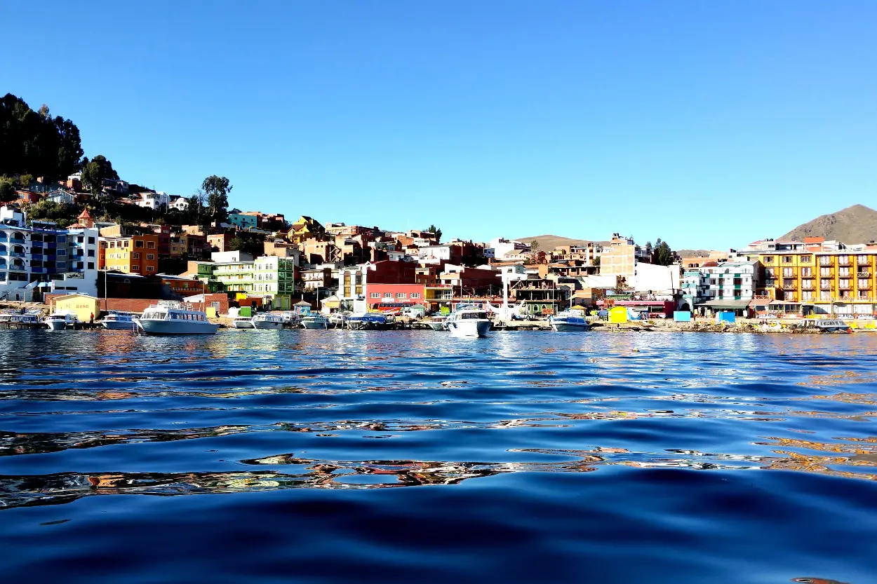 Lago titicaca copacabana bolivia